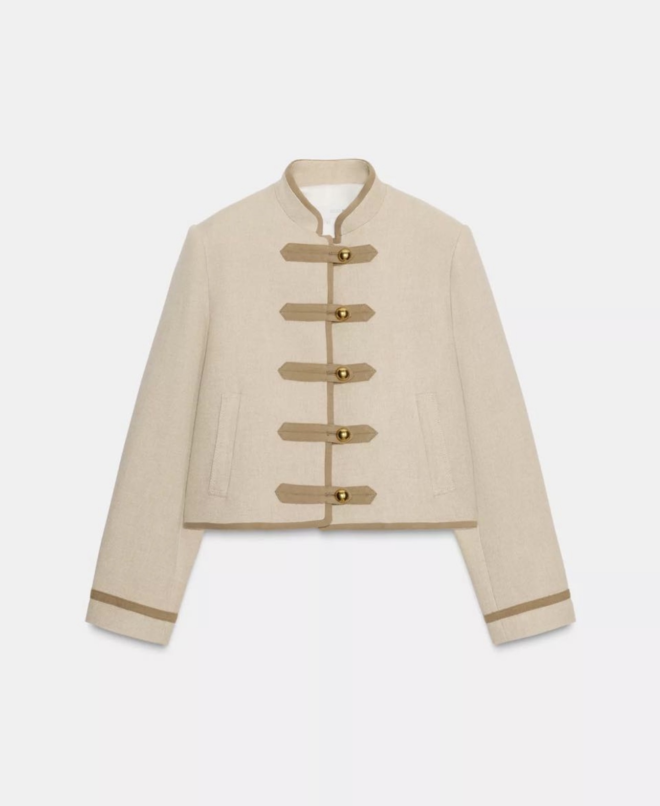 سترة عسكريّة من زارا (إنستغرام)