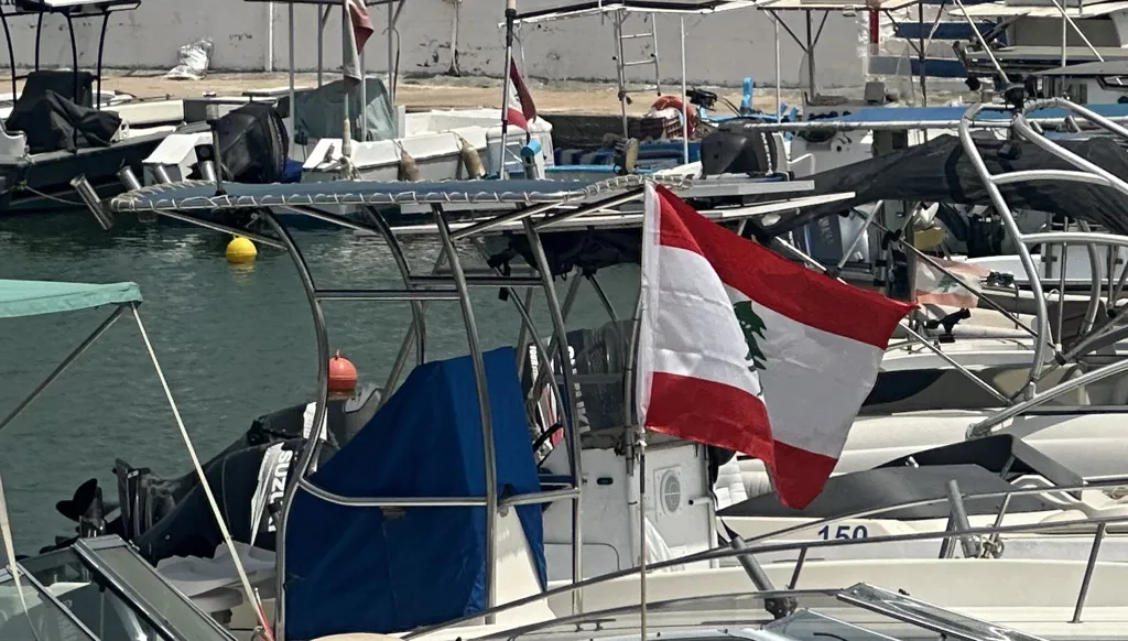 ميناء الضبية (النهار).