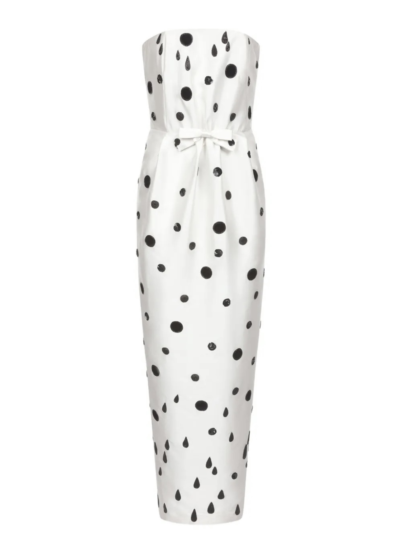 فستان من التفتا بقصّة مستقيمة من برناديت جونز (موقع العلامة)