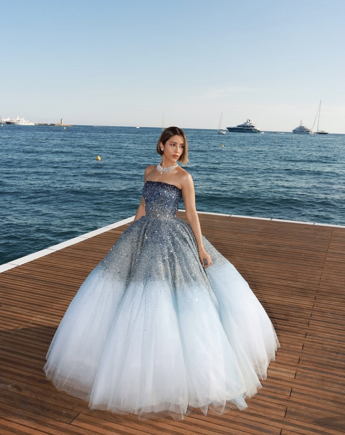 بلقيس فتحي بتصميم أوسكار دي لارنتا Oscar de la Renta (إنستغرام(