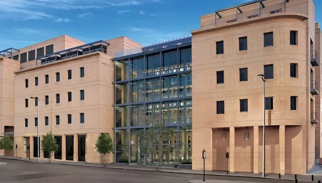 التقرير الأسبوعي لبنك عوده: انخفاض أسعار الأسهم والسندات وسط تخوّف من تصعيد إسرائيلي واسع