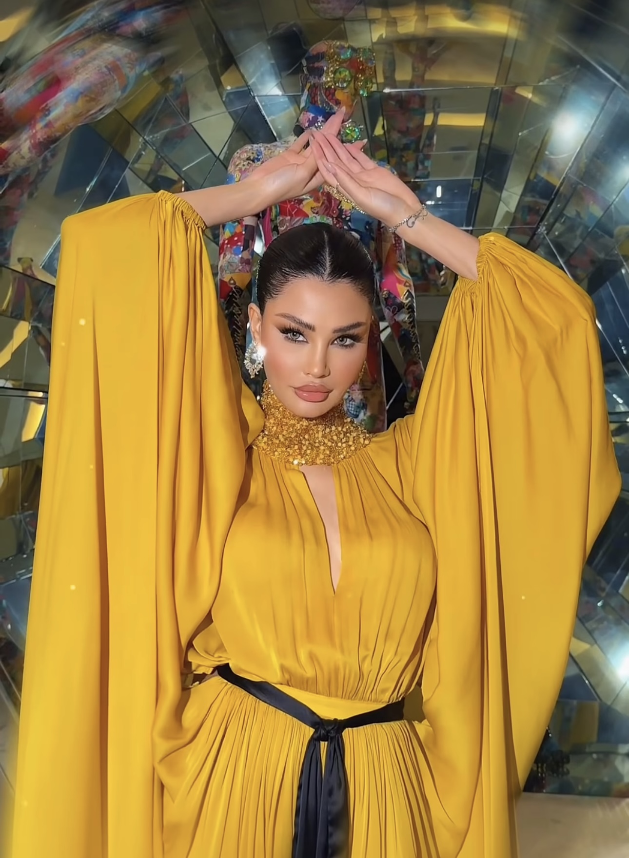 أميمةطالب بإطلالتها المشرقة (إنستغرام)