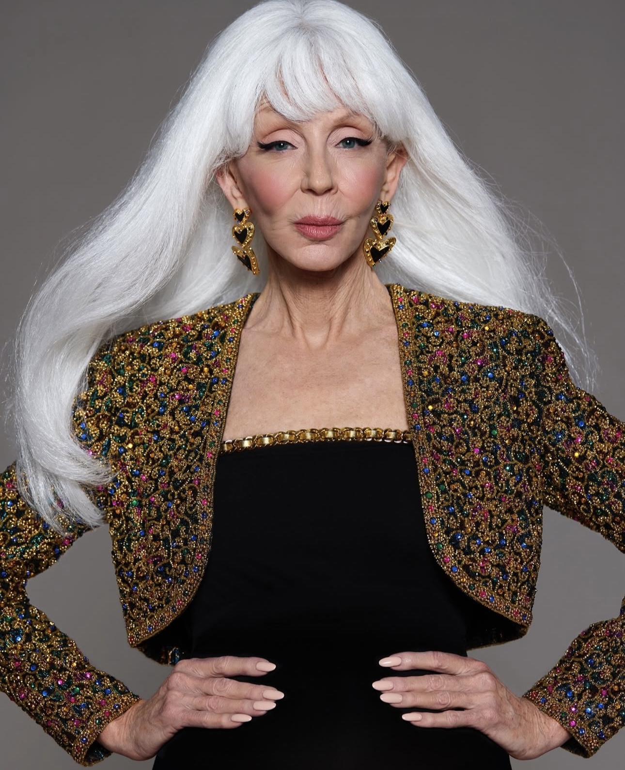 كولين في إحدى جلسات التصوير للمجلات (أرشيف كولين الخاص)