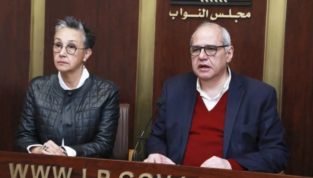 لبنان- نائبان يوجهان سؤالاً للحكومة حول مستقبل "اليونيفيل"