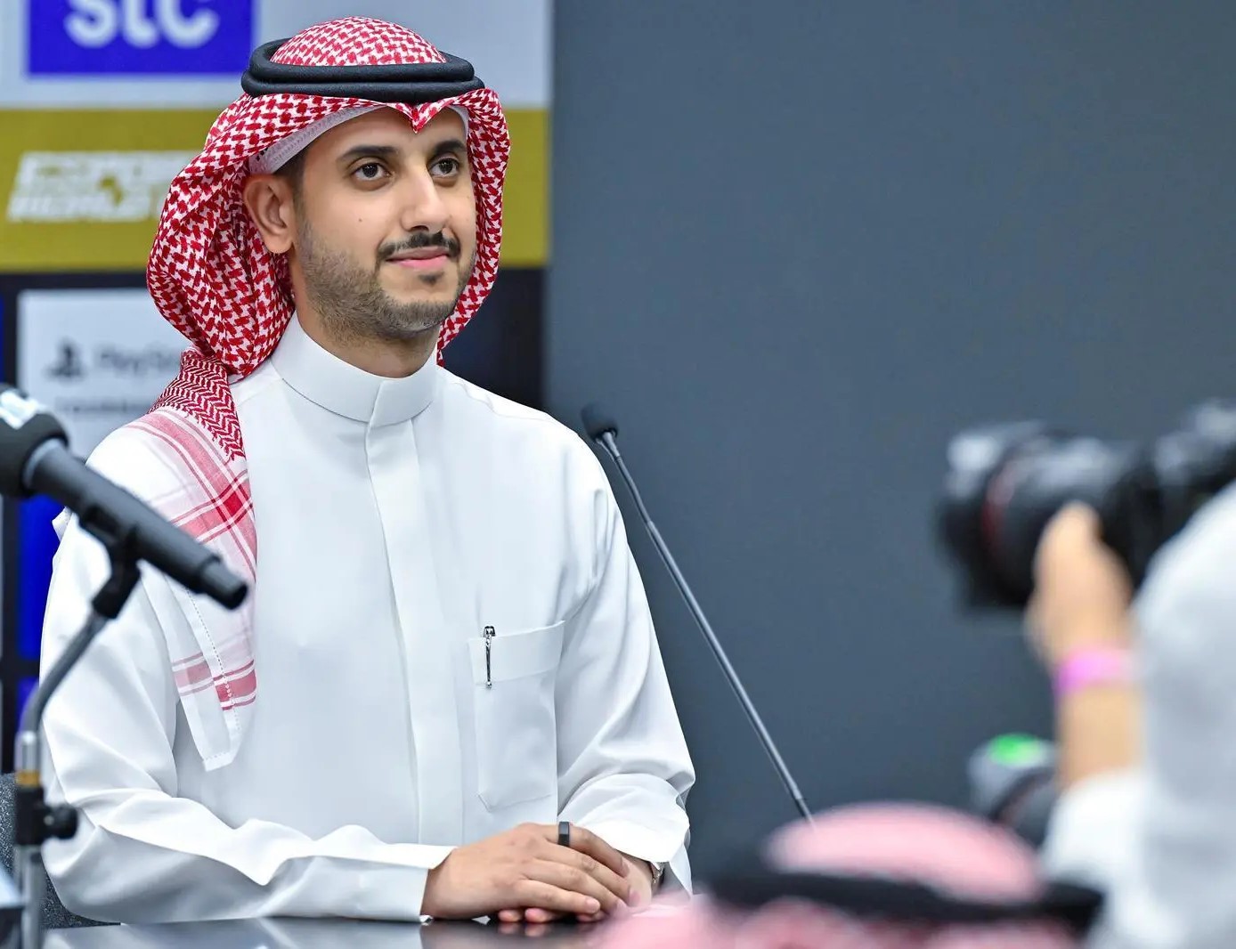 فيصل بن حمران. (وكالات)