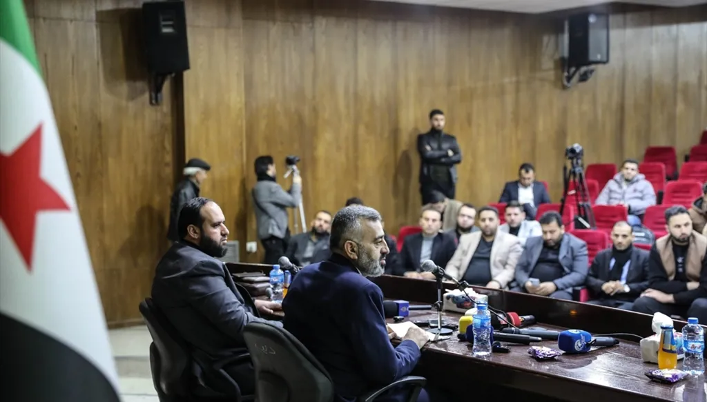 اجتماعات التأسيس للحوار السوري: جلسات شكلية وفوضى في التنظيم