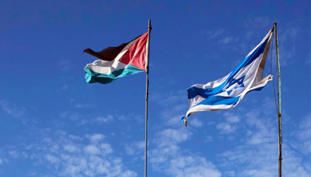 إسرائيل تغلق معبراً بين الضفة الغربية والأردن بعد هجوم
