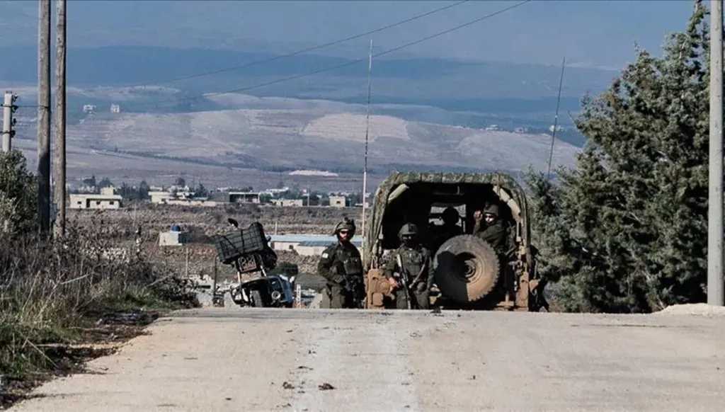 Israeli Forces conduct temporary incursion in southern Quneitra, halting civilian movement