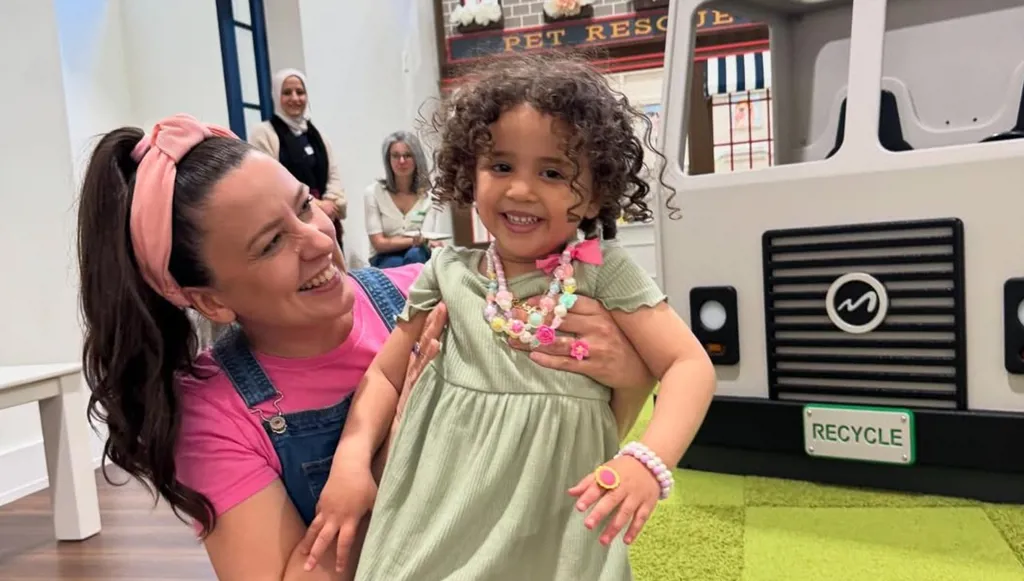 رهف ترقص رغم الألم… و"ميس راشيل" تواجه العاصفة بسبب تضامنها مع أطفال غزة (فيديو)