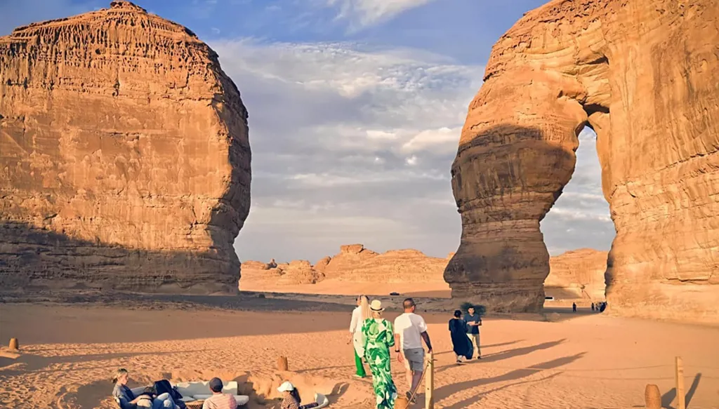 فرص استثمارية بـ11 مليار دولار في العلا السعودية... تعرّف إليها