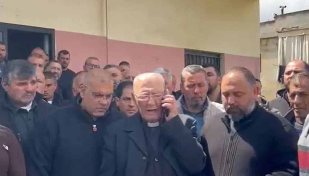 أهالي رميش ودبل وعين إبل... إصرار على عدم الرّحيل، وللجيش والقوى الأمنيّة: عودوا! (فيديو)