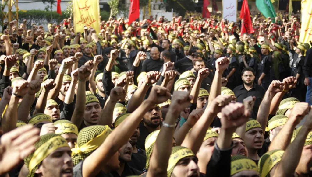"حزب الله" وجمهوره الشيعي في لبنان... من فائض القوة إلى معضلة الاندماج الوطني والعربي