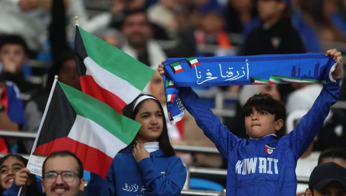 تأهل الكويت وعُمان لنصف نهائي 