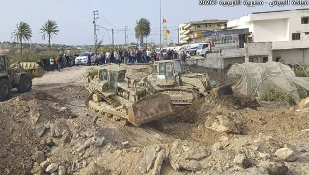 الجيش يواكب عودة الأهالي إلى الجنوب... والعمل جارٍ على ترميم عدد من الجسور