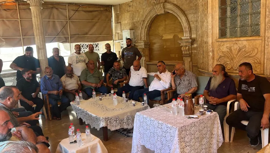 مالكو وسائقو الشاحنات في عكار: نرفض قيادة الأجانب للشاحنات اللبنانية