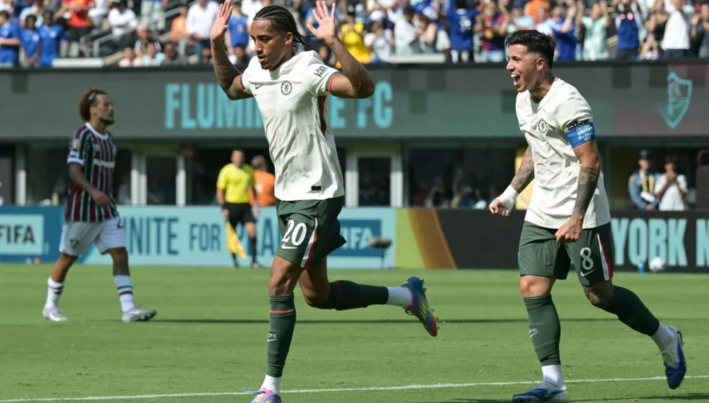 الدوري الإنكليزي يتربع على عرش سوق الانتقالات الصيفية