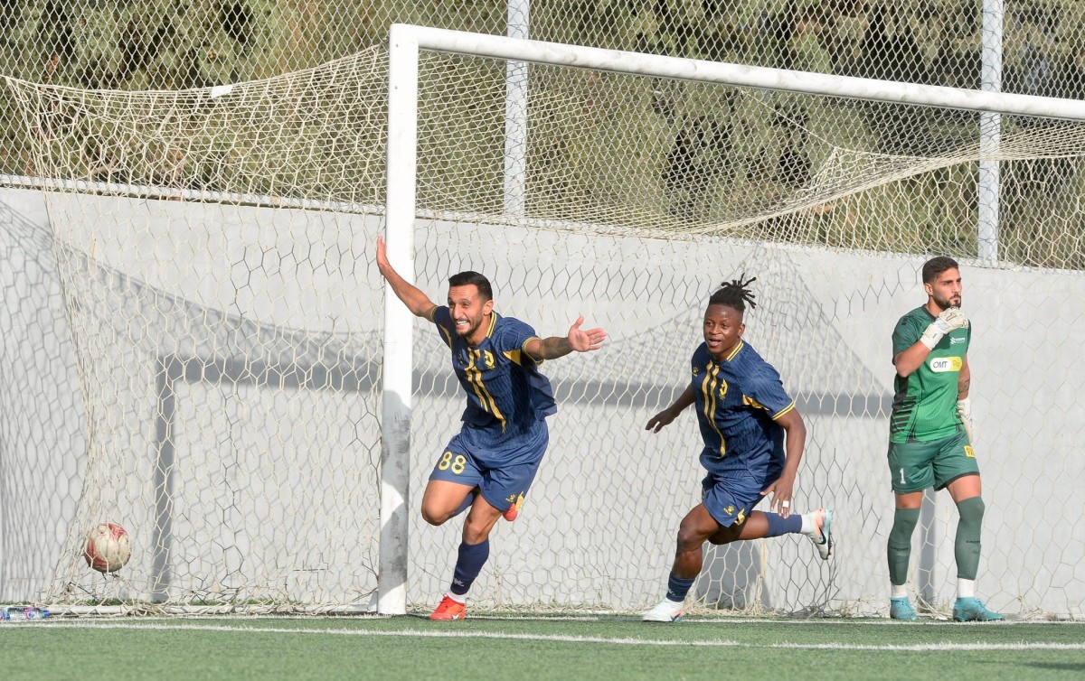 .جويا الرياضي استعاد الصدارة إثر فوزه بصعوبة على الحكمة بيروت. (وكالات)