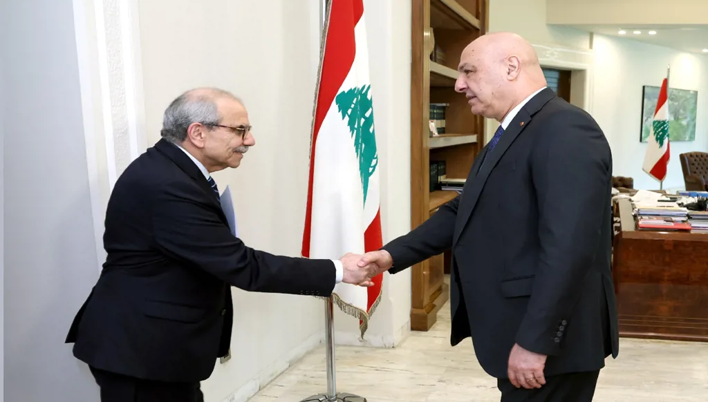 جوزف عون يستقبل نواف سلام لمناقشة أوضاع لبنان والجنوب