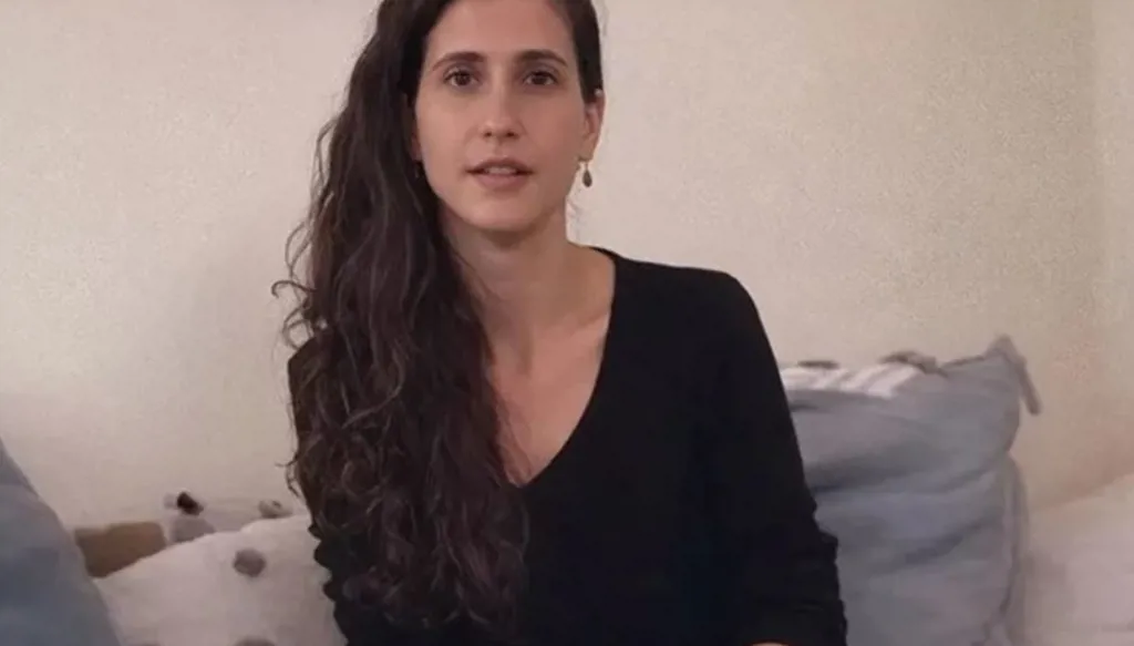 بعد فيديو عن تعرّضها لاعتداء جنسي من والديها… ابنة وزيرة الاستيطان الإسرائيلية جثة