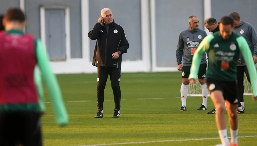 الجزائر قبل المونديال... مشروع يولد تحت الضغط