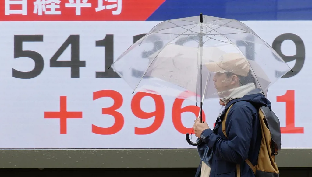 Oil rises and Asian stocks fall after Trump says US will hit Iran hard and 'finish the job'