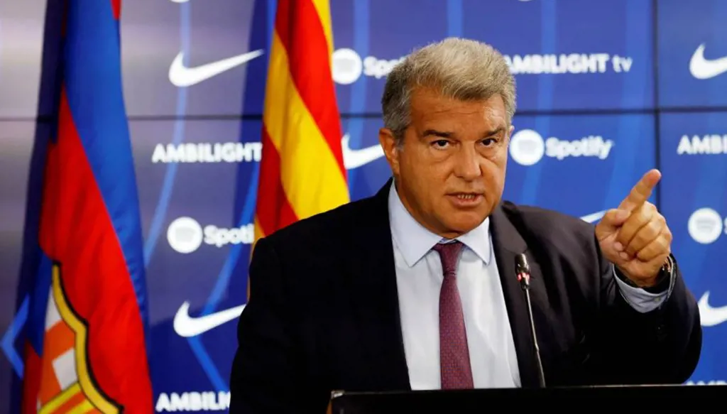 صدمة منتظرة لرئيس برشلونة