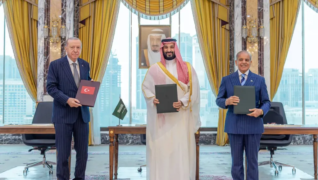 اتّفاق مكة: من الدّفاع المشترك السّعودي ـ التّركي ـ الباكستاني إلى تكتّل الرّدع الإقليمي