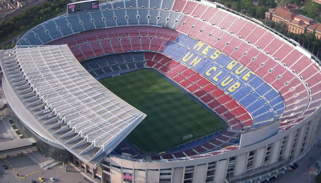 برشلونة يؤجل عودته إلى كامب نو