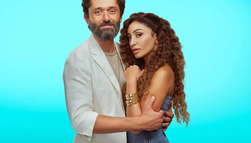 دينا الشربيني وكريم محمود عبد العزيز معاً بعد أزمة طلاقه (فيديو)