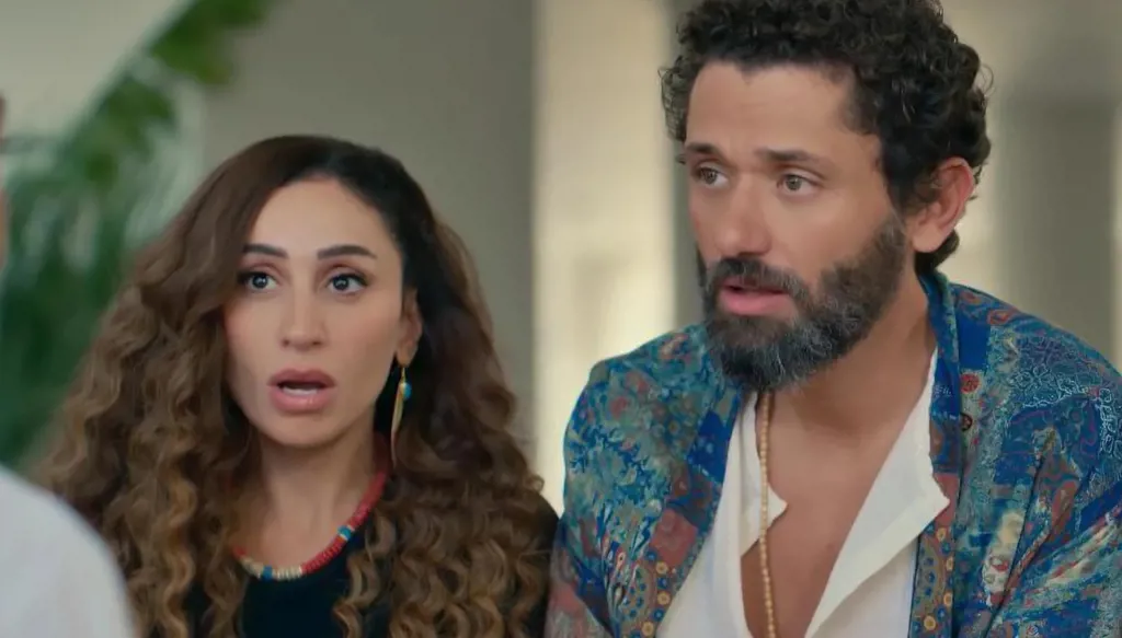 دينا الشربيني وكريم محمود عبد العزيز... إشاعة حب وحذف صور