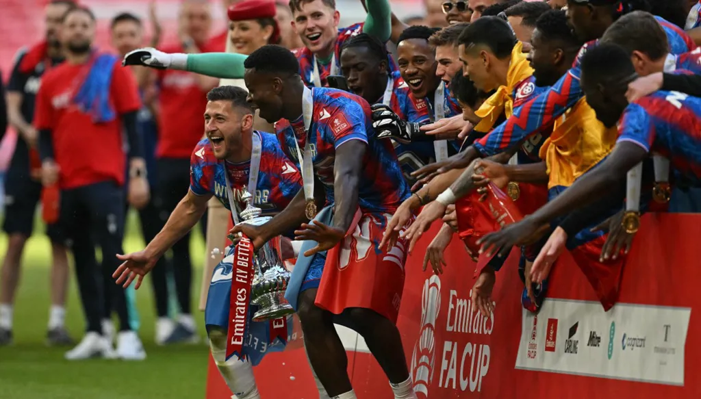 سر مشاركة كريستال بالاس في دوري المؤتمر