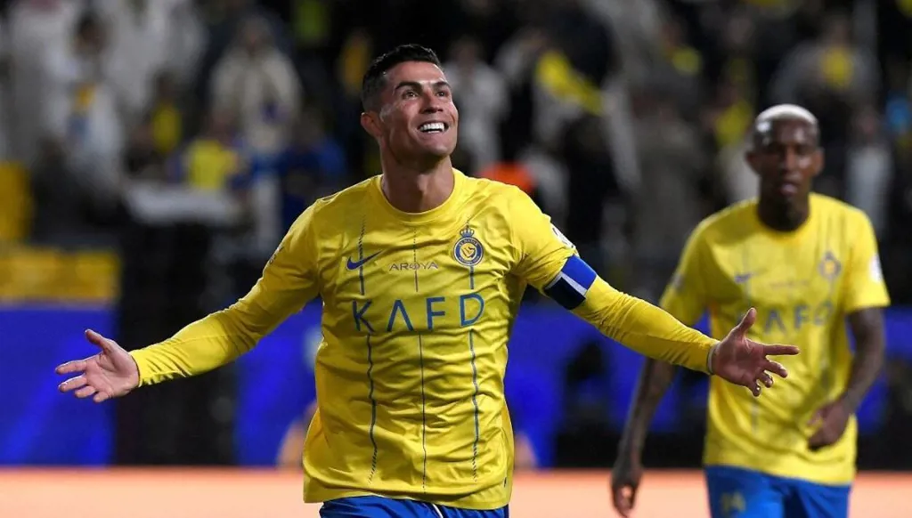 متخطياً تاليسكا... رونالدو ثالث هدافي النصر التاريخيين في الدوري السعودي