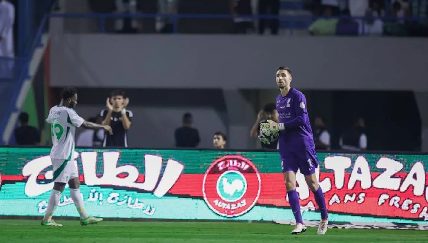 كاستيلس... عملاق القادسية الذي لا يهتز