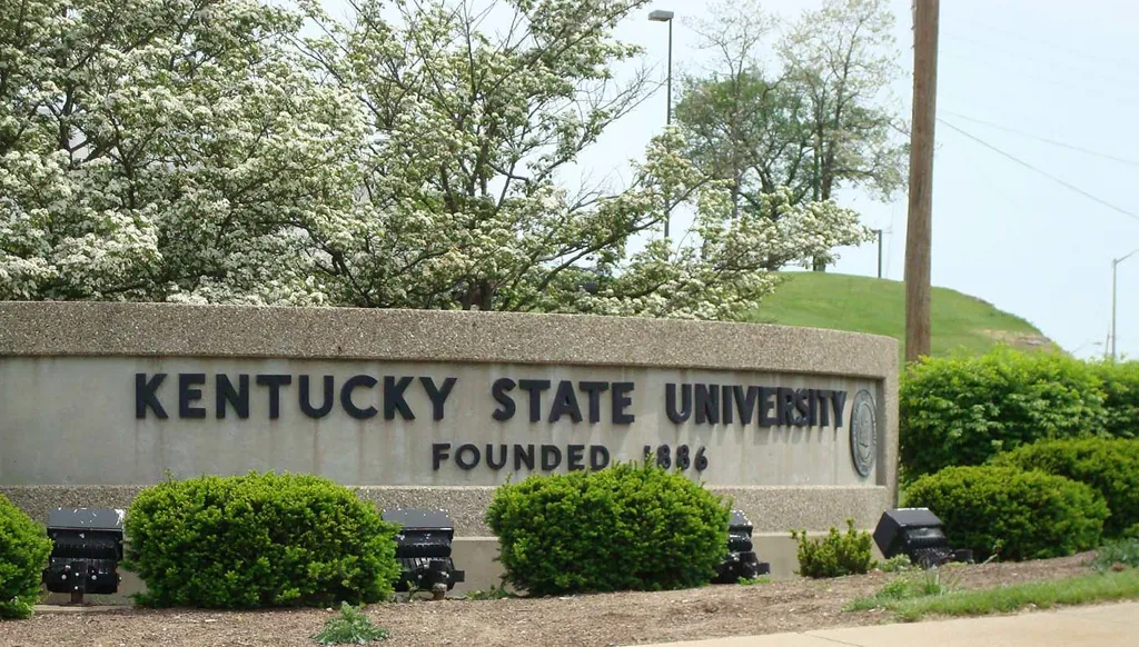 حادث عنف في جامعة كنتاكي... طالب يفارق الحياة وآخر في المستشفى