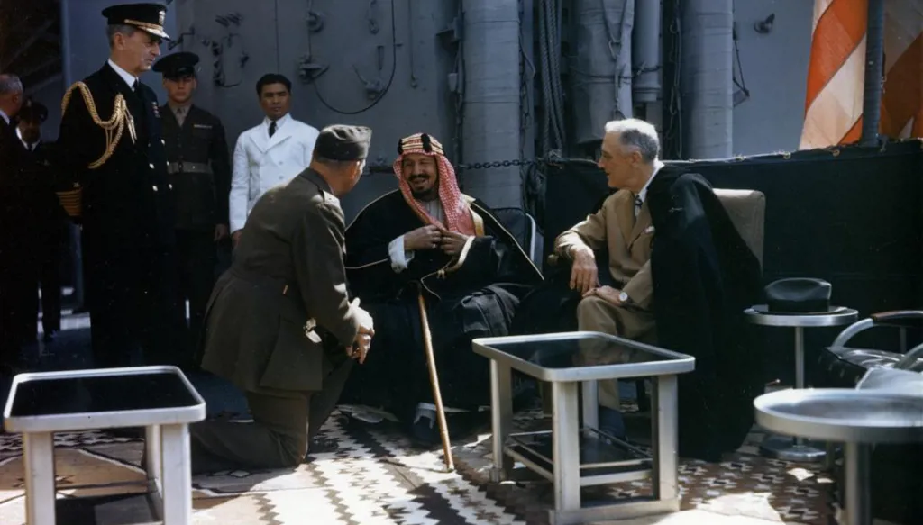 الملك عبد العزيز وابن خلدون: من منطق الغلبة إلى أفق العمران
