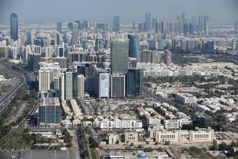 العاصمة الإماراتية أبوظبي (رويترز)