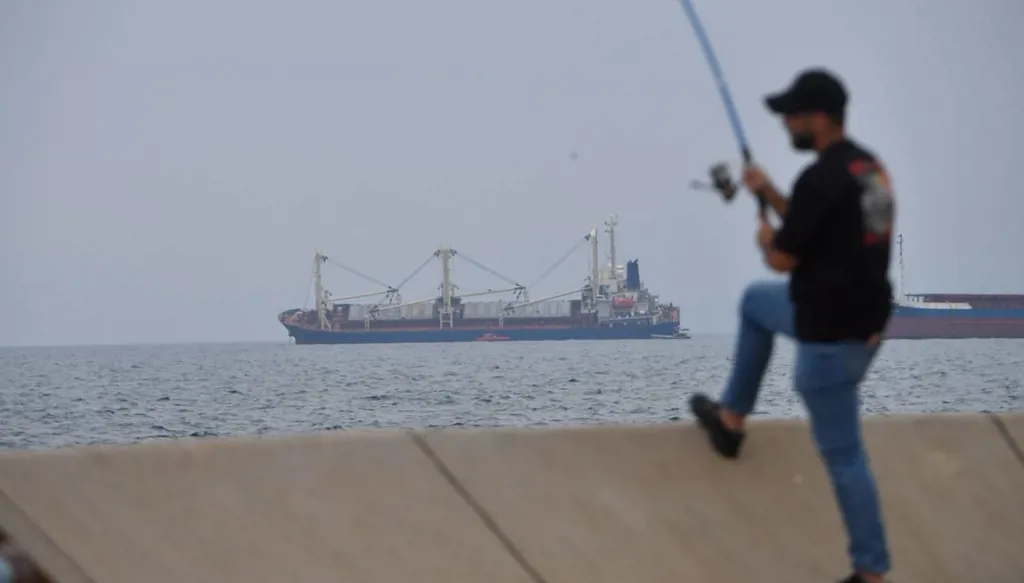 جمود داخلي ترقّباً للانتخابات الإسرائيلية وانعكاساتها الحزب يتهيّأ لمواجهات... وجنبلاط يعود إلى "الحوار"
