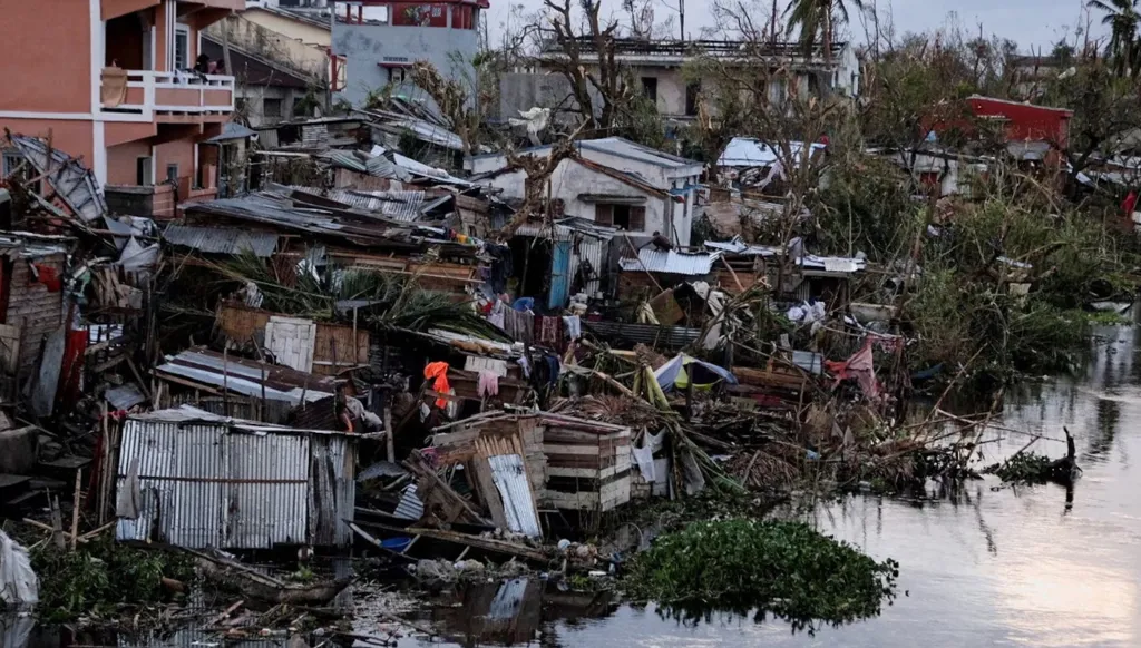 إعصار يودي بحياة 59 شخصاً في مدغشقر