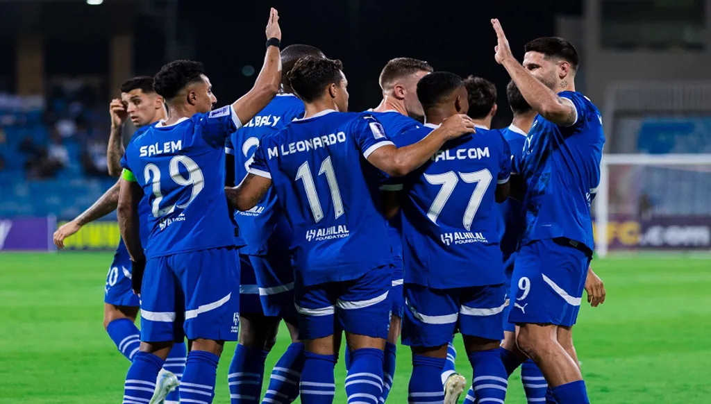 الهلال السعودي يغري نجم مانشستر يونايتد بصفقة ضخمة