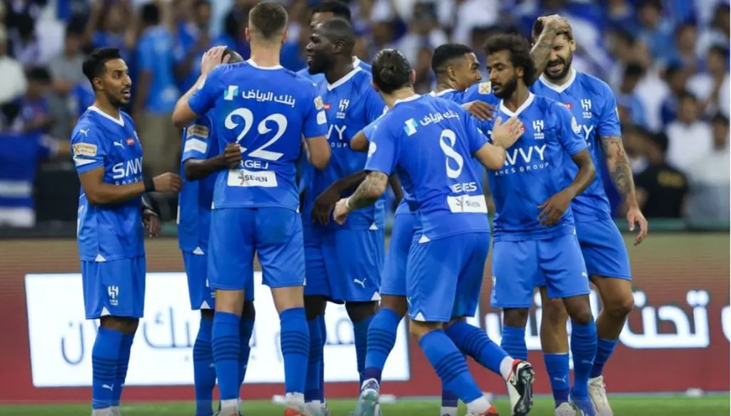 من جديد... الهلال يُعلن أسباب معاناته في التعاقدات هذا الصيف