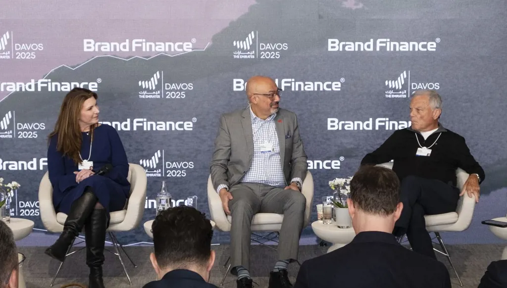 الإمارات في دافوس 2025: مكانة دولية رفيعة ووجهة استثمارية رائدة