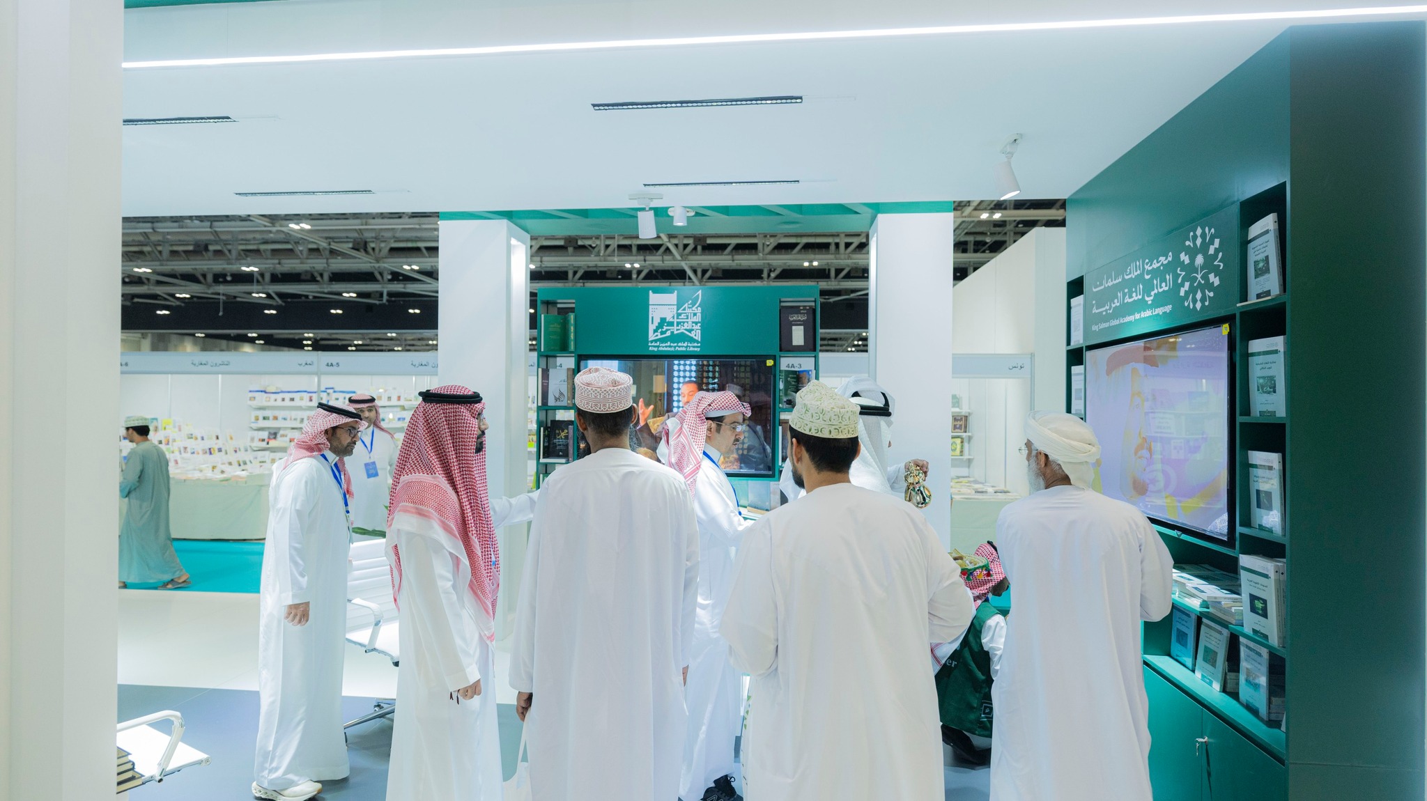 جناح السعودية في معرض مسقط.