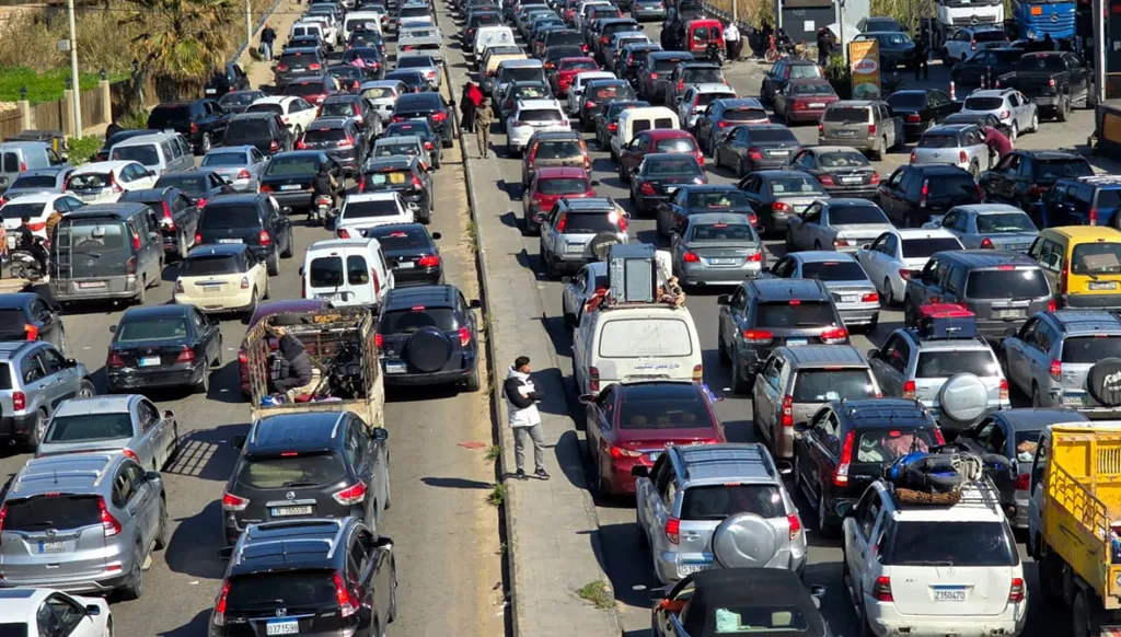 لمساعدة النازحين... الحجار: للتنسيق الدائم لحسن تنظيم عملية الإيواء