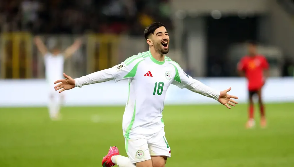 الجزائري محمد الأمين عمورة... حين يكون الرد في سقف الشبكة