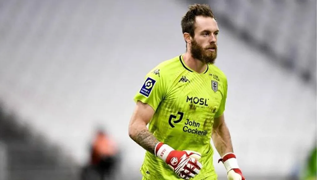 الجزائري أوكيدجا يغادر ميتز الفرنسي