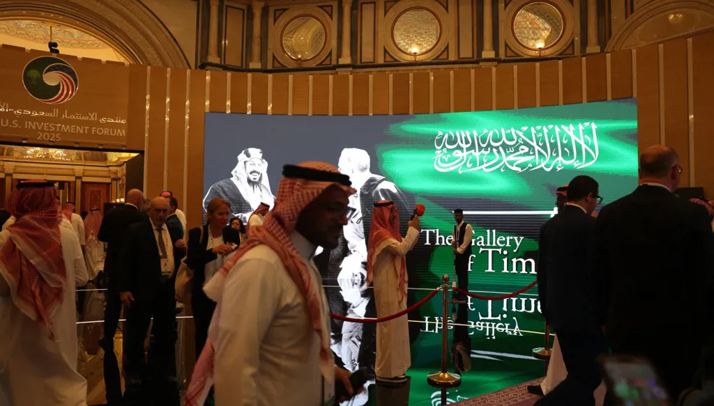 الذكاء الاصطناعي يجمع الرياض وواشنطن: استثمارات ضخمة وحضور لعمالقة وادي السيليكون