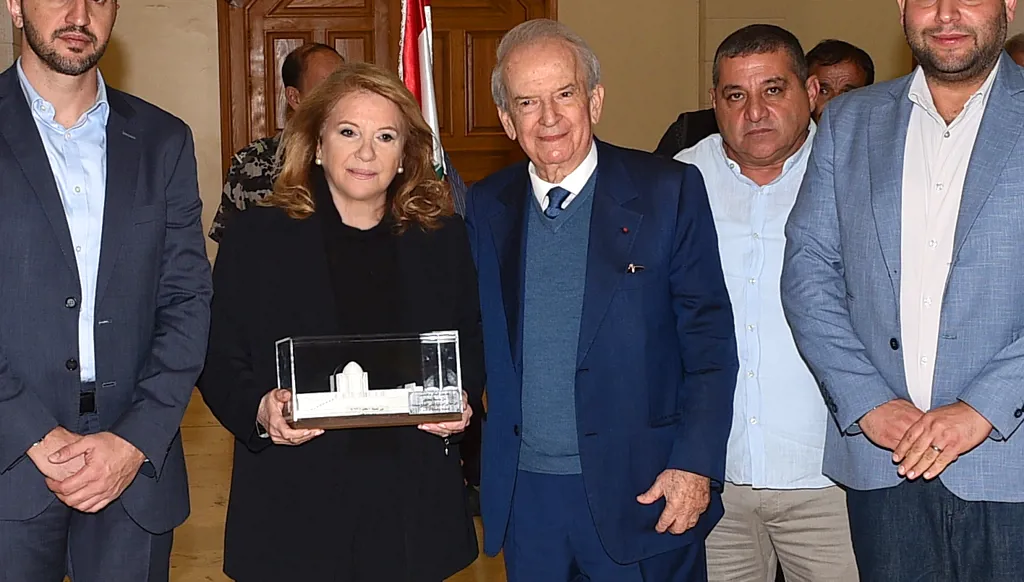 مؤسسة الوليد تدشن محطة ضخّ المياه بالطاقة الشمسية لبلدة بعقلين