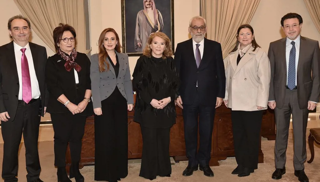 الصلح لمدرسة "ميلانكتون وهايك ارسلانيان": أراد رياض الصلح الأرمن في كيان الدولة