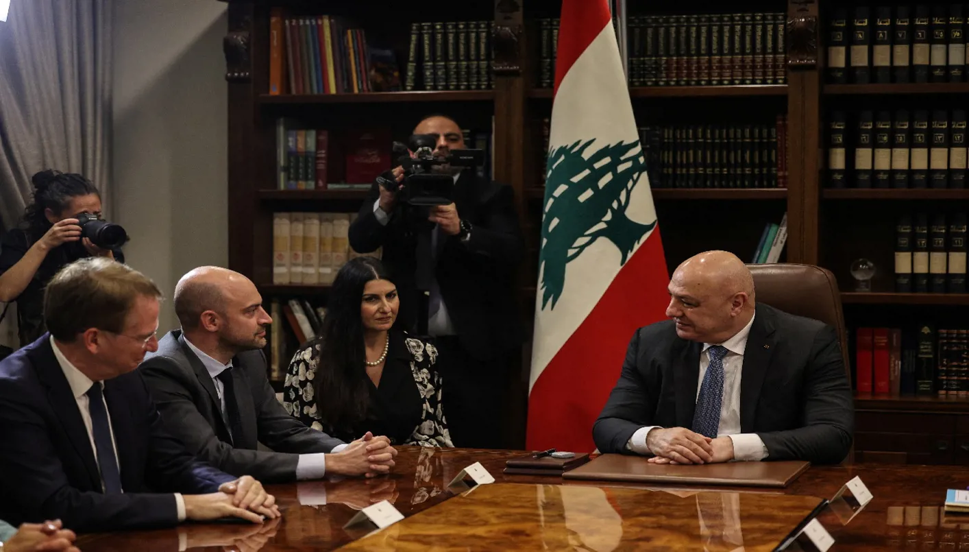 بارو من بعبدا يطرح ترتيبات ما بعد اليونيفيل... "تامبا" تحل محل روما والتصعيد الإسرائيلي مستمر جنوباً