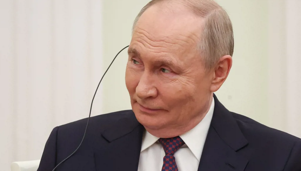 بوتين: روسيا ستدافع عن مصالحها في القطب الشمالي